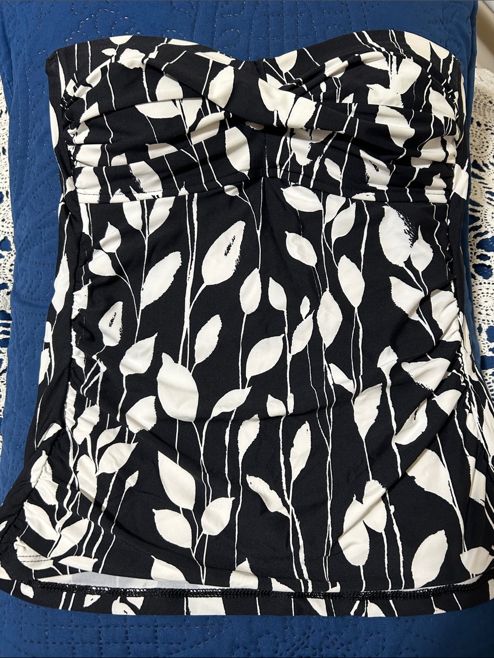 Anne Cole Black and White Strapless Leaf-Print Camisole